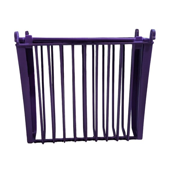 Plastic Hanging Pet Feeder for Hay and Grass for Birdcage or Rodent Enclosure Pu - Picture 7 of 10